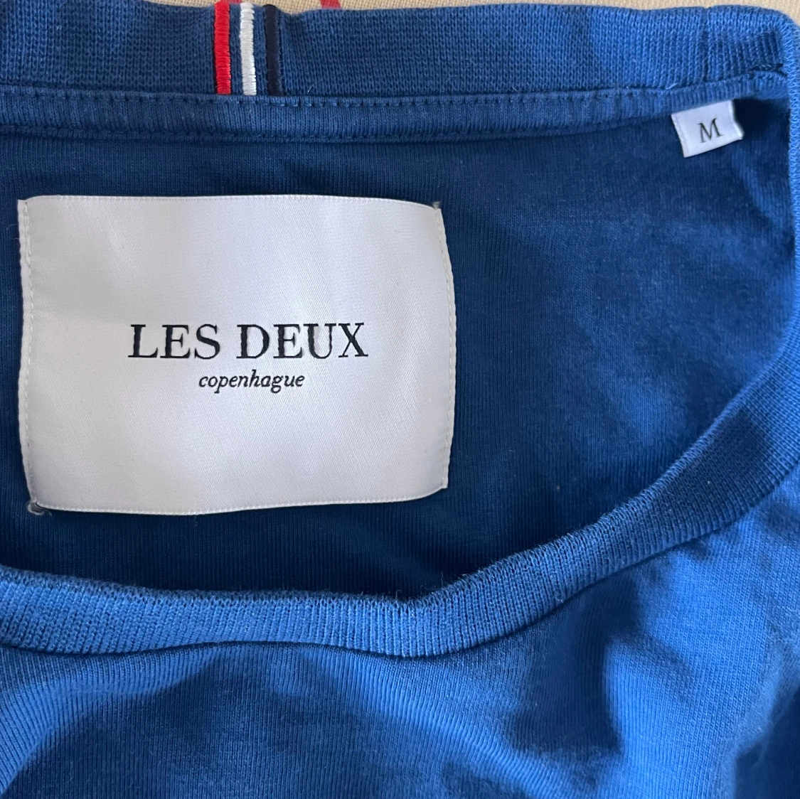 Blå t-shirt från Les Deux - 1