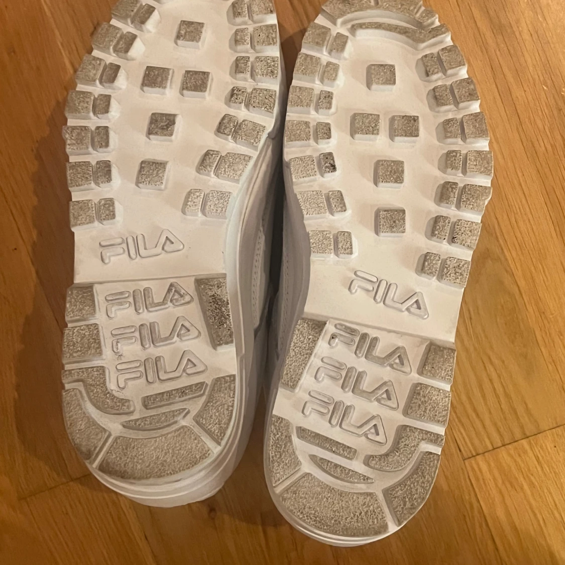 Snygga Fila skor💋 - 3