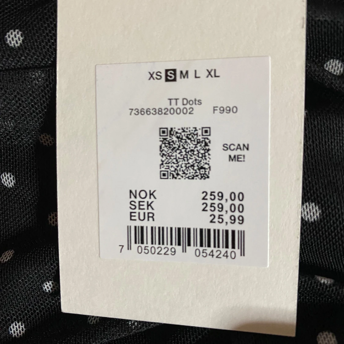 Svart prickig tubtopp från Bik Bok - 2