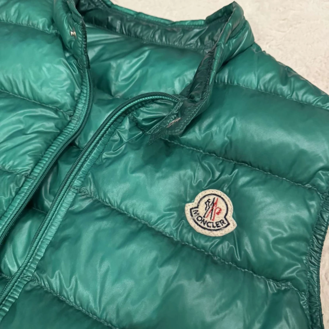 Grön dunväst från Moncler - 1