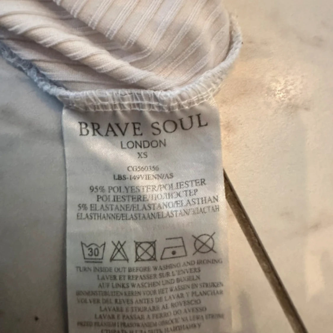 Vit ribbad bodysuit Brave Soul XS - 2