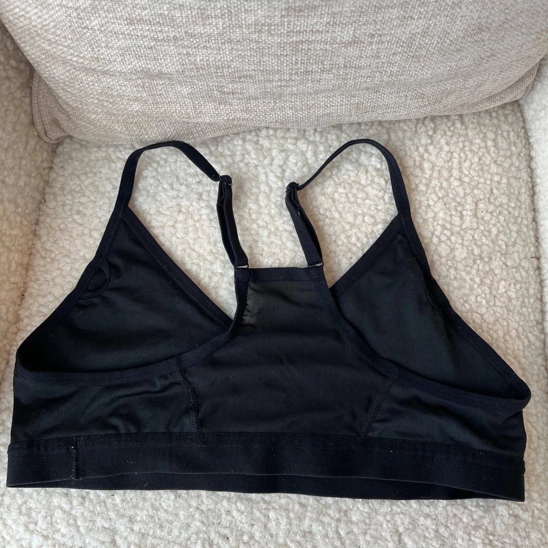 Svart sport-bh från Newbody - 1