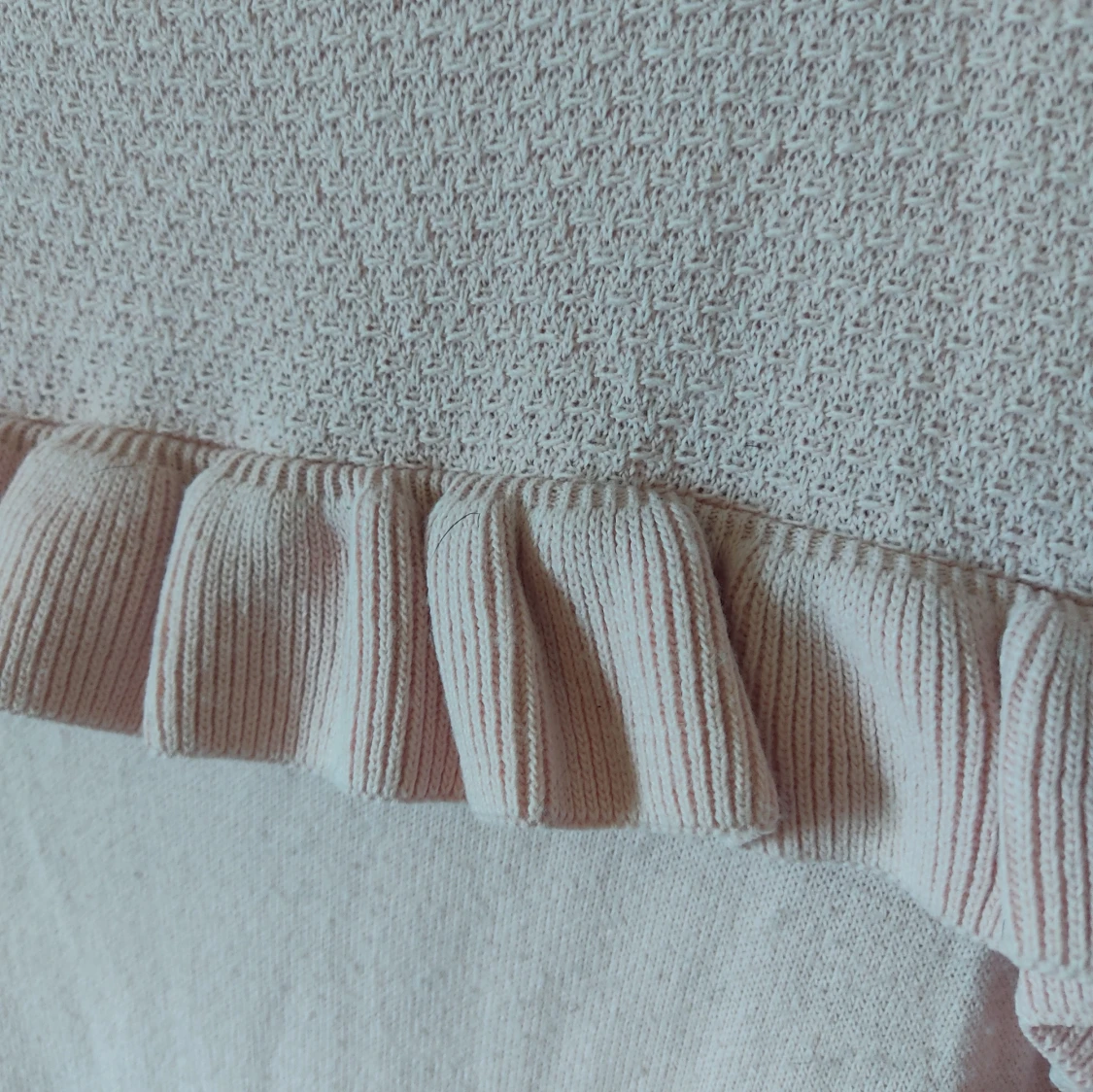 Ljusrosa långklänning med volang - 2