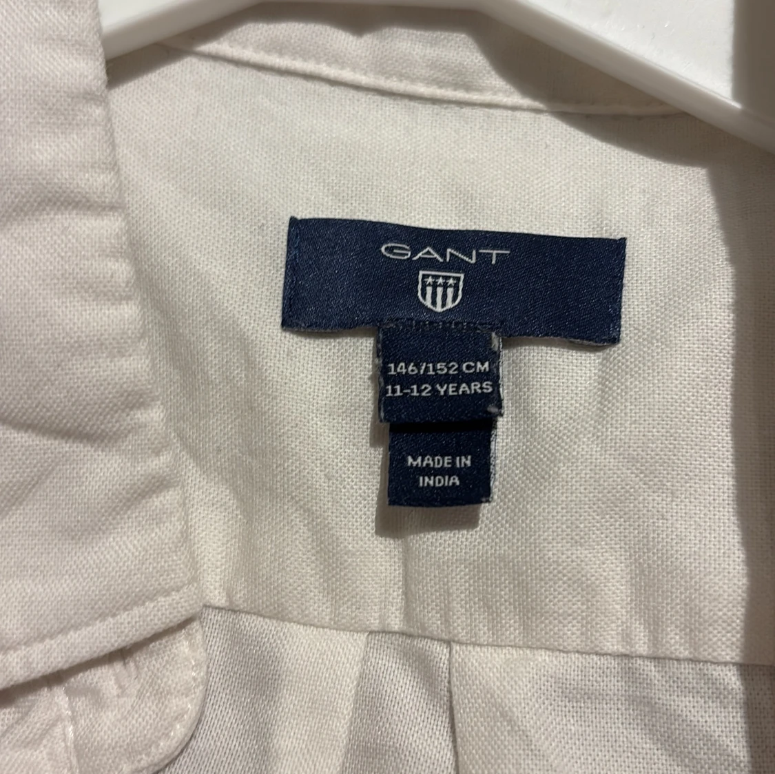 Vit skjorta från GANT, 146/152 cm - 1