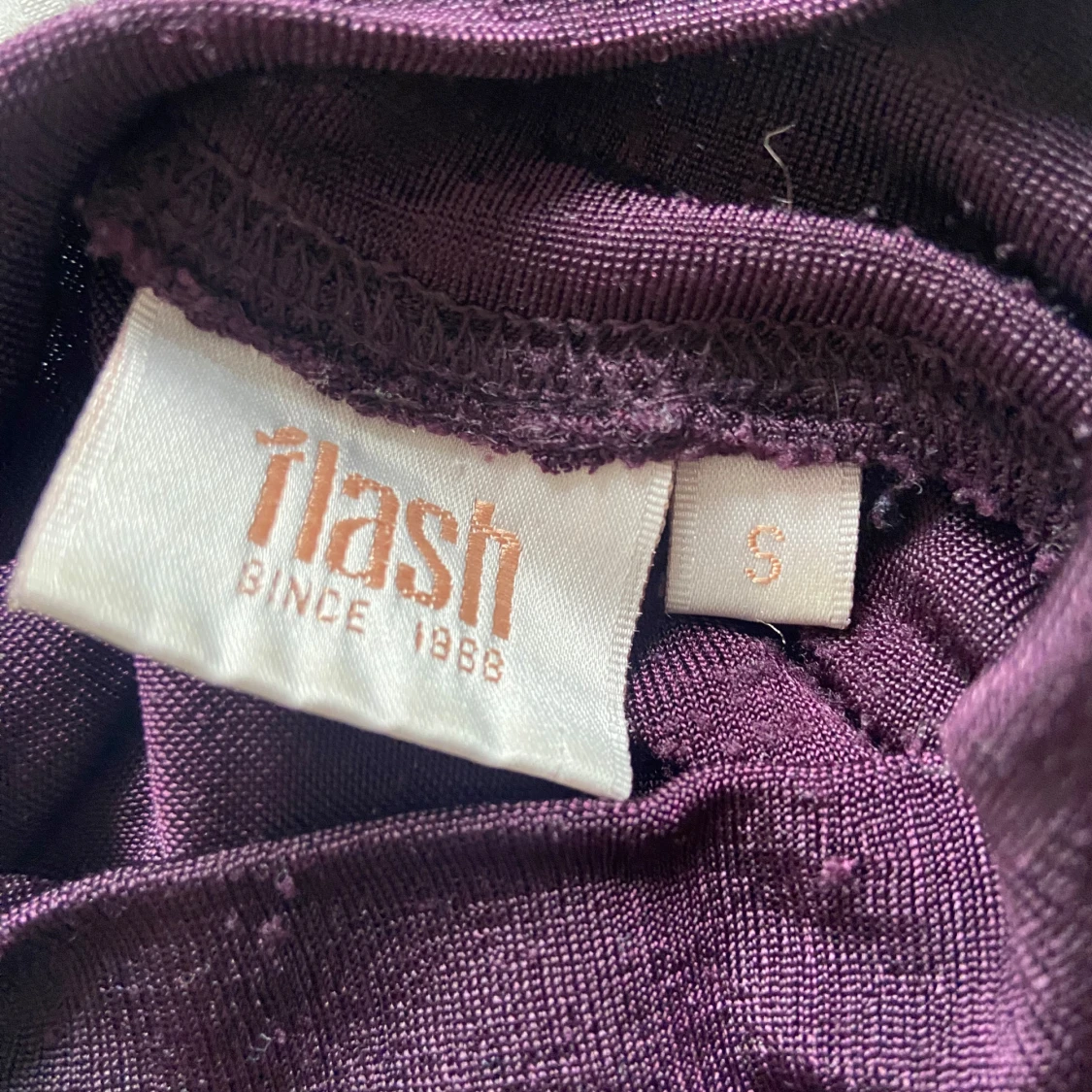 Mörklila ärmlös topp från Flash - 2