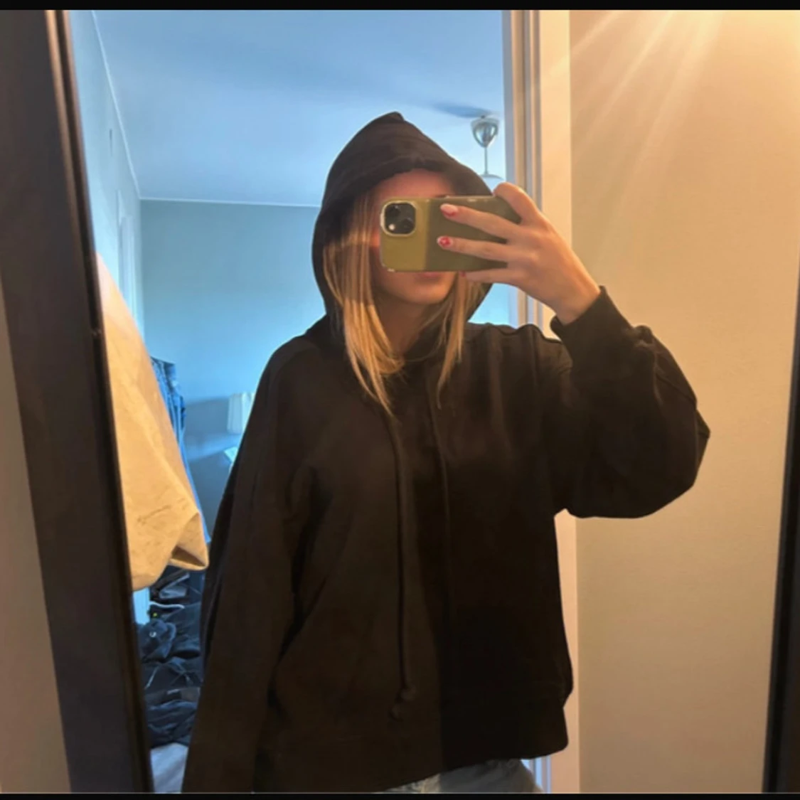 Svart oversized hoodie från Zara