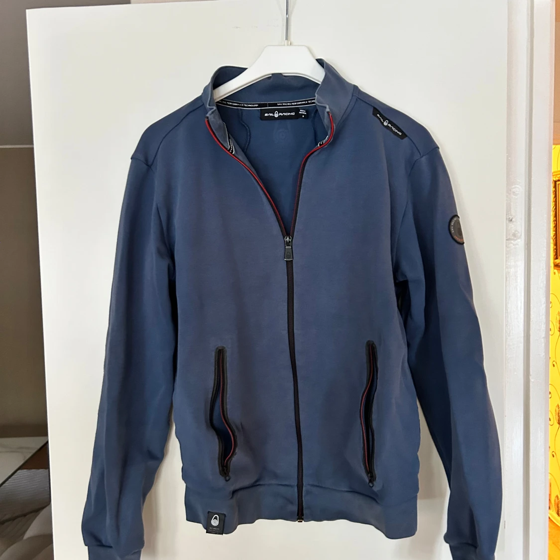 Sail Racing zip tröja storlek M