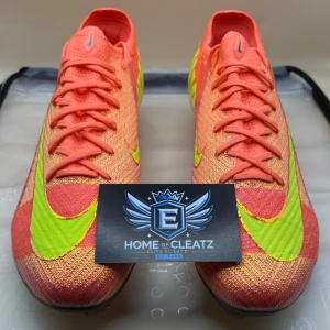 Nike Mercurial Vapor 16 Elite SE FG - Cosmic Speed 2  - Wow vilken färg vilken sko !! Helt nya med påse 