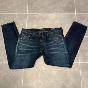 Anbass Reblay jeans  - Begagnade replay jeans w36 103cm längd 