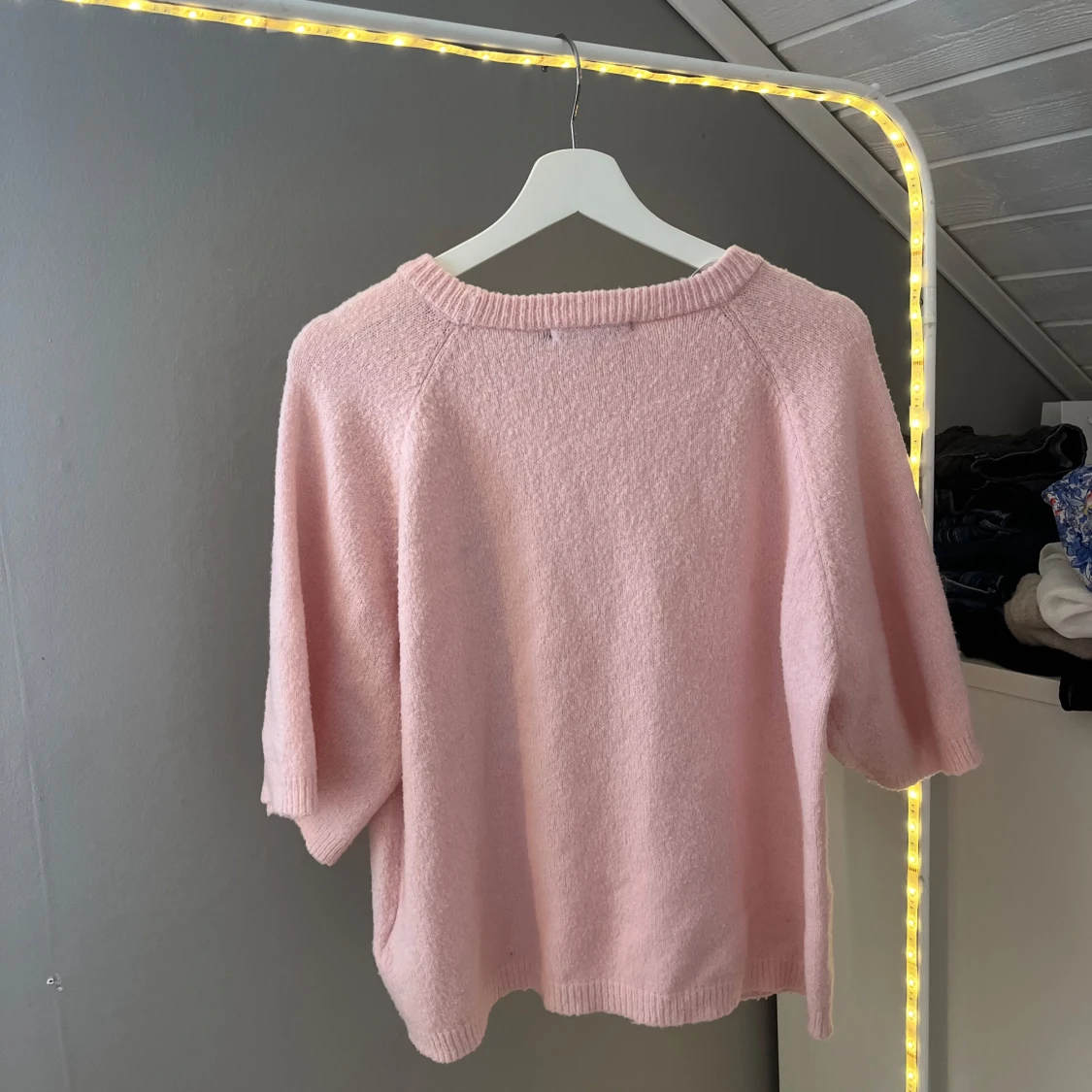 Ljusrosa stickad tröja från lager 157 - 1