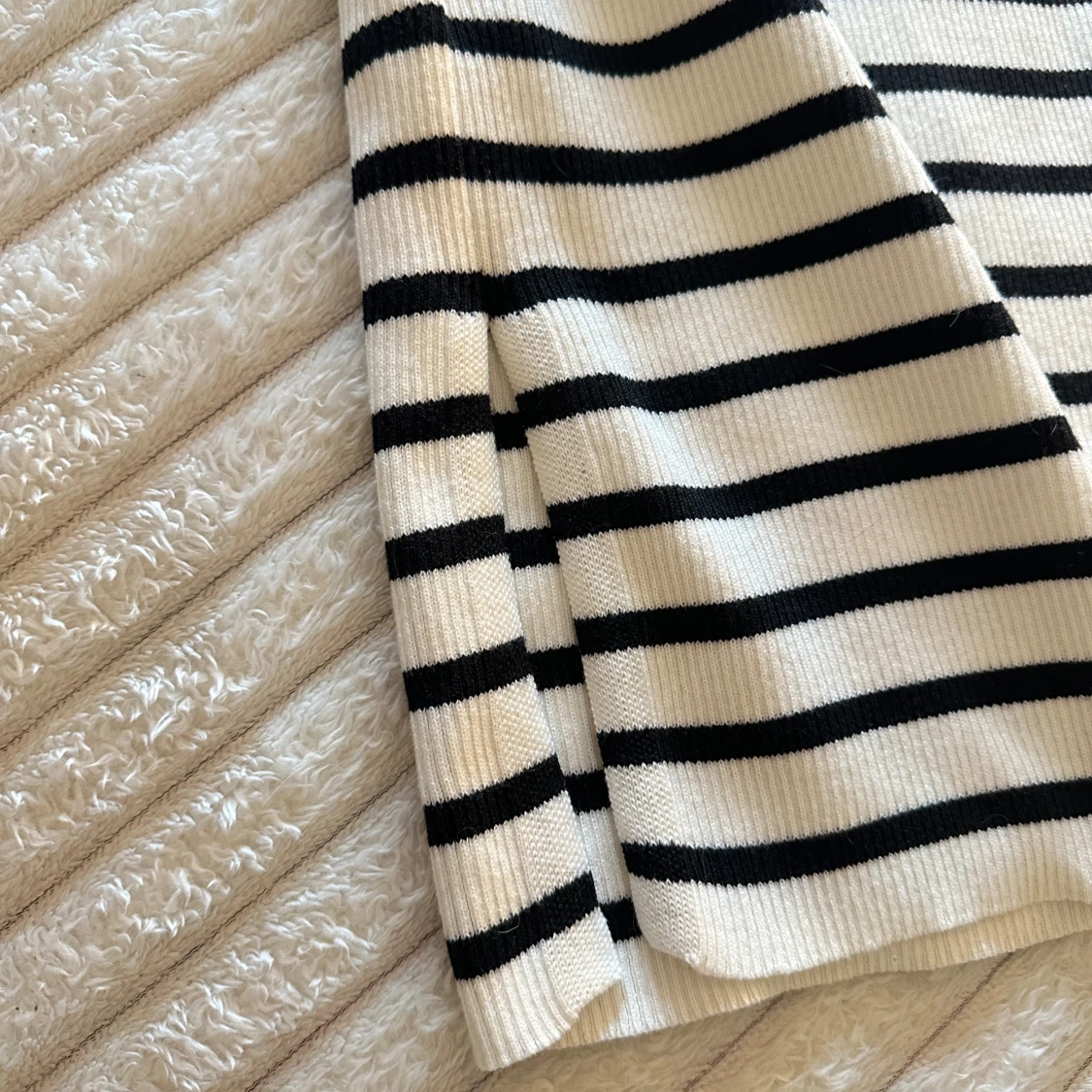 Randig ribbad långkjol i stickat set - 1