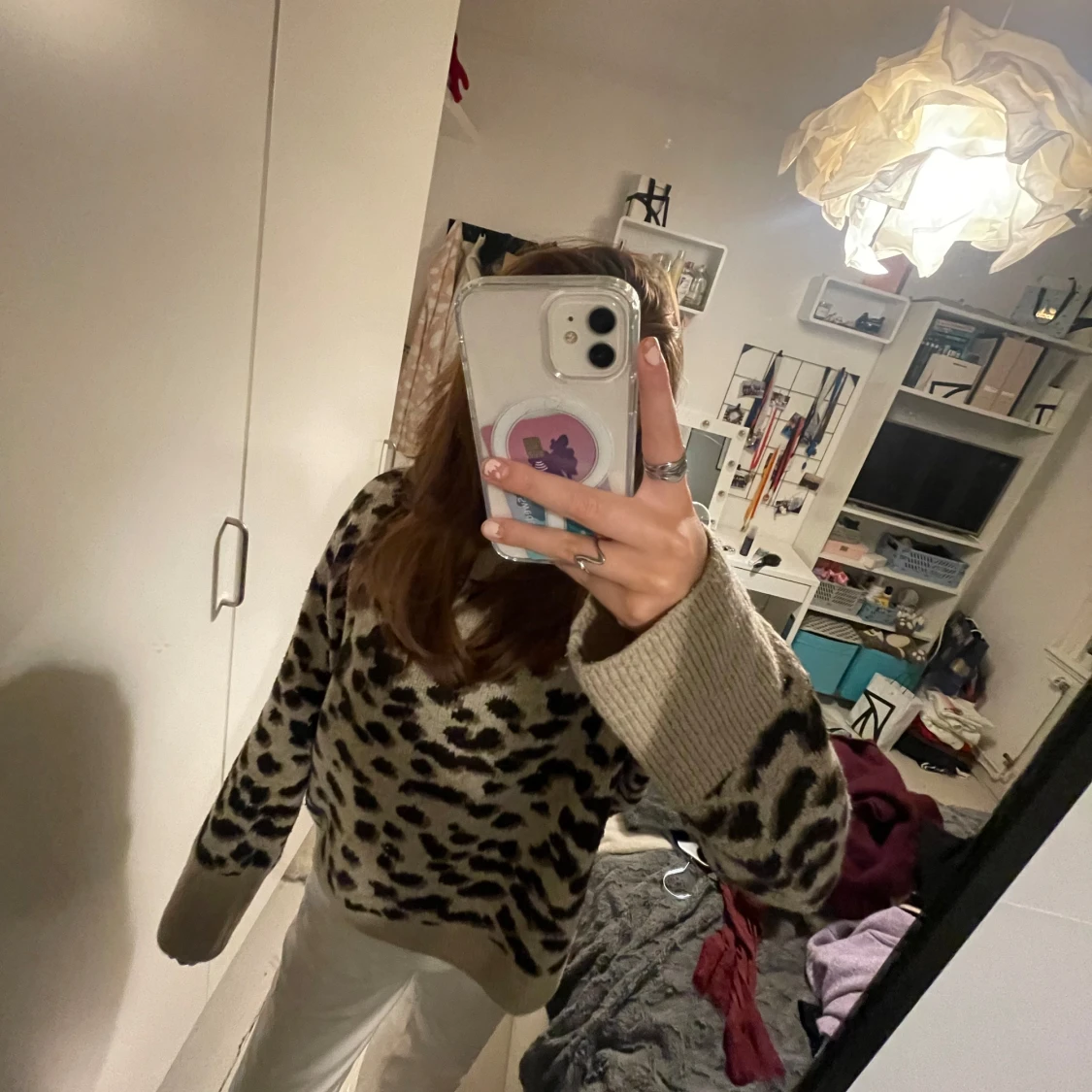 Beige leopardmönstrad stickad tröja - 1