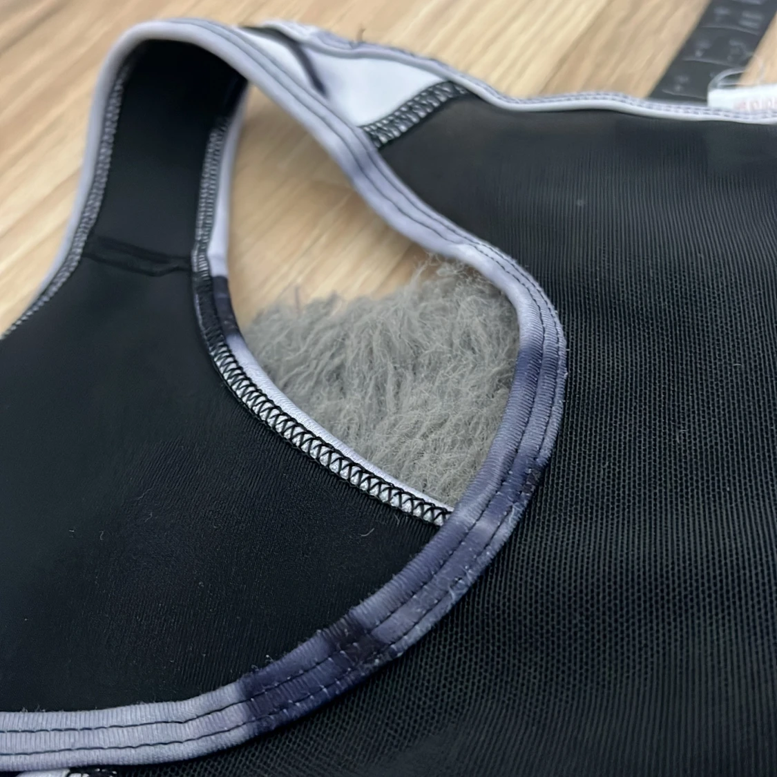 Adidas sporttopp i svart och vitt - 4