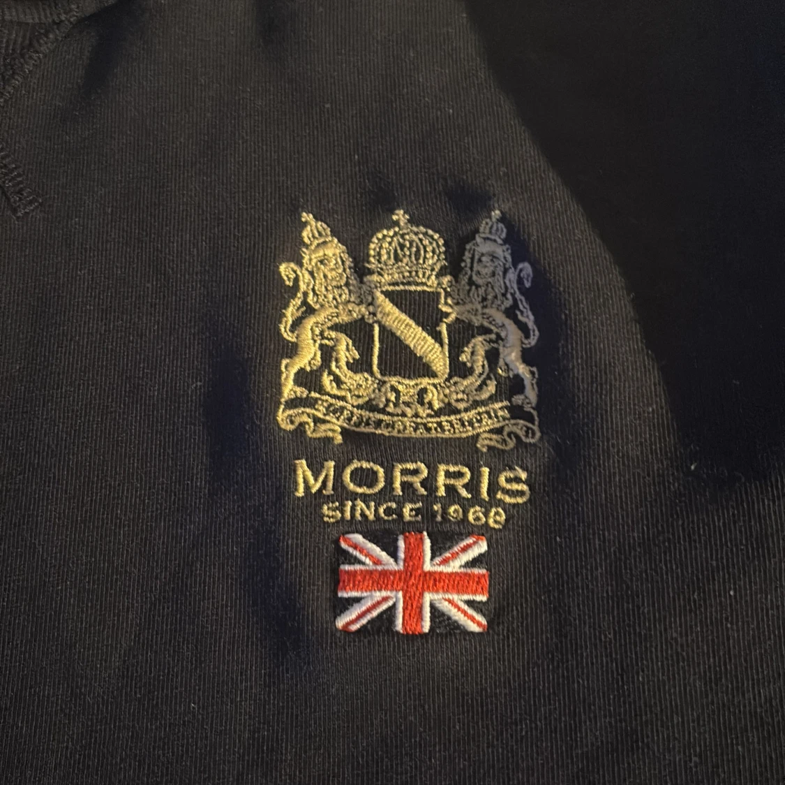 Svart hoodie från Morris med brodyr - 2