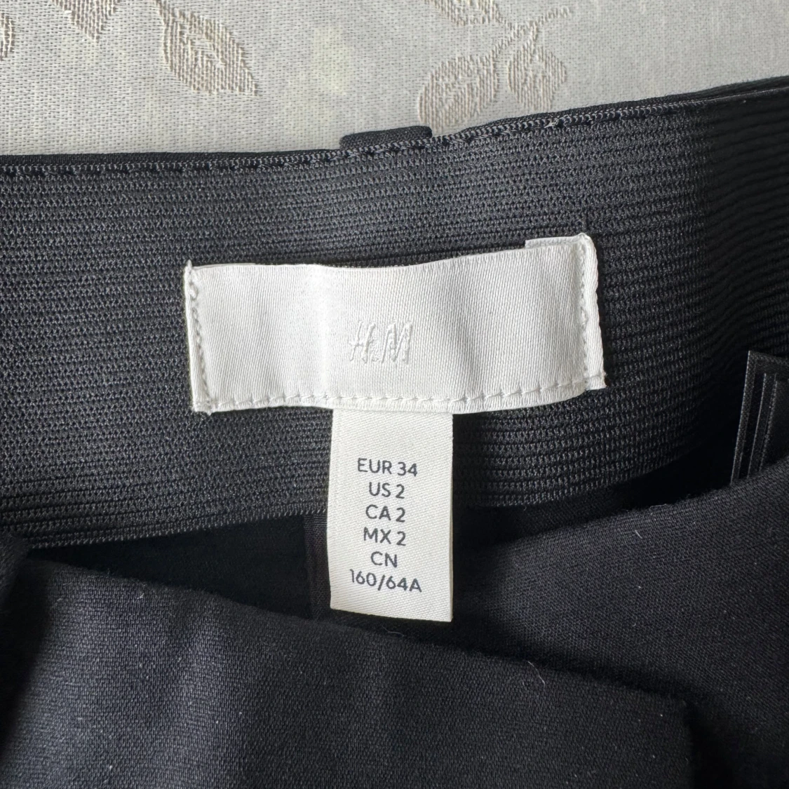 Svarta kostymbyxor (Högmidjade) från H&M - 2