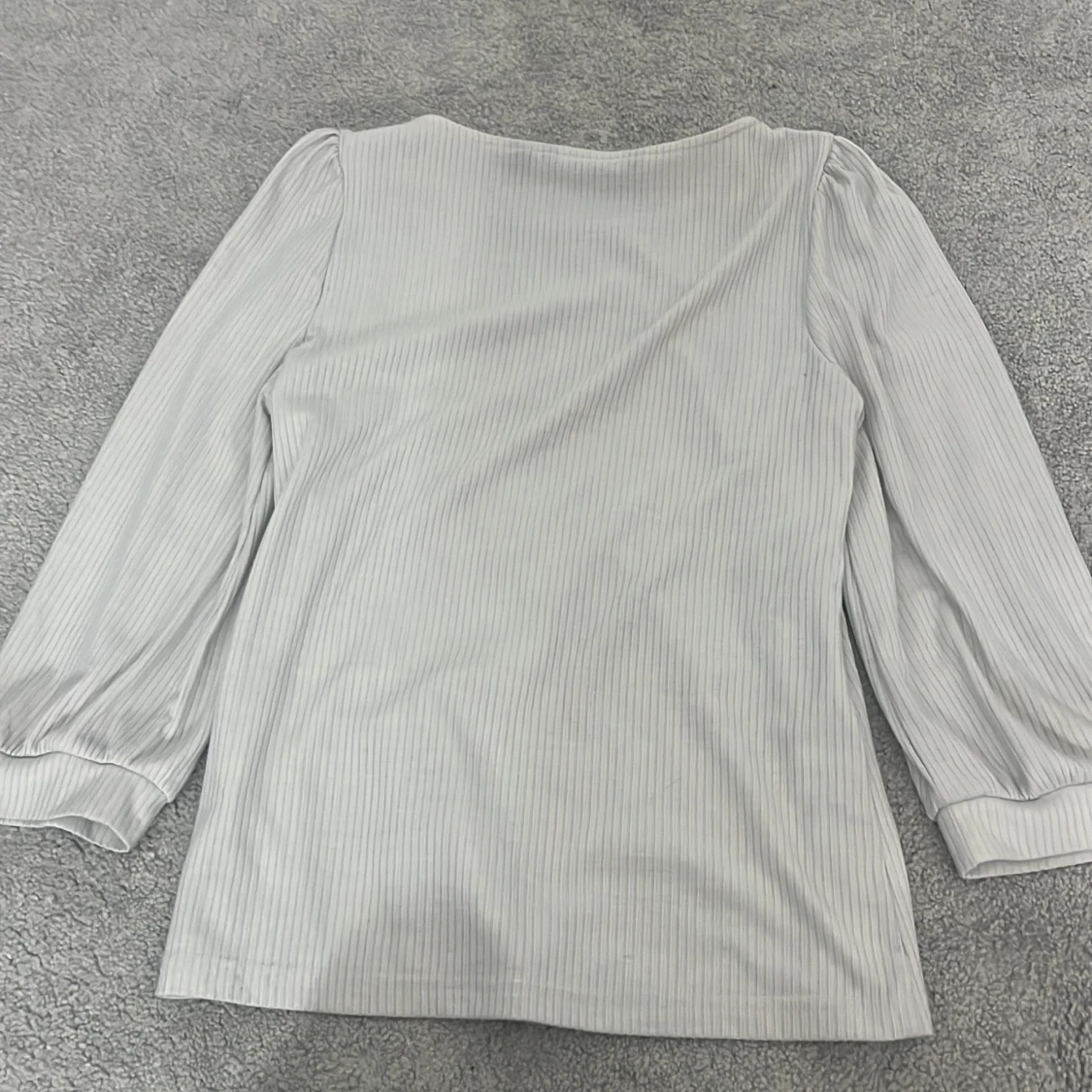 Vit ribbad topp från Vero Moda - 2