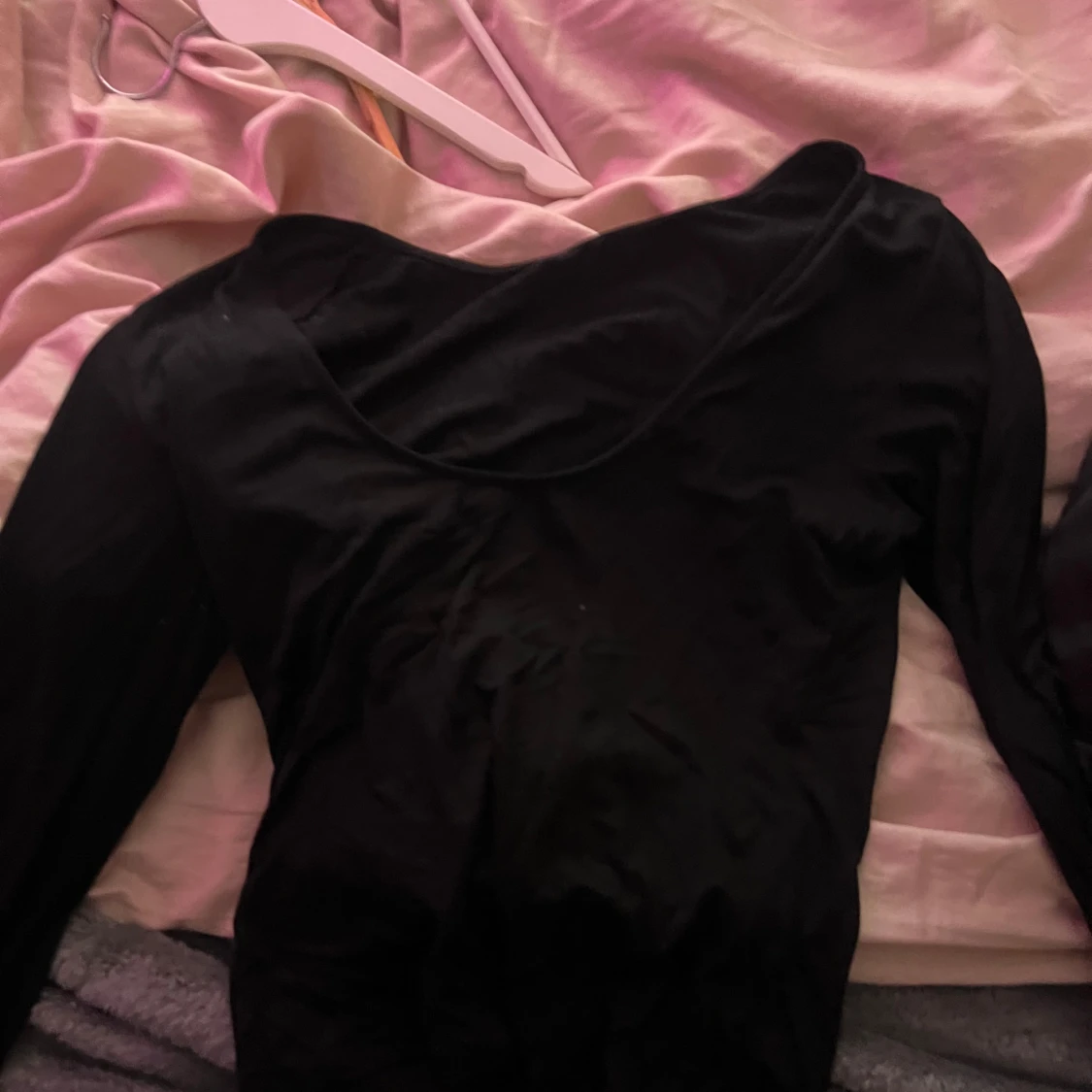 Svart långärmad topp - 1