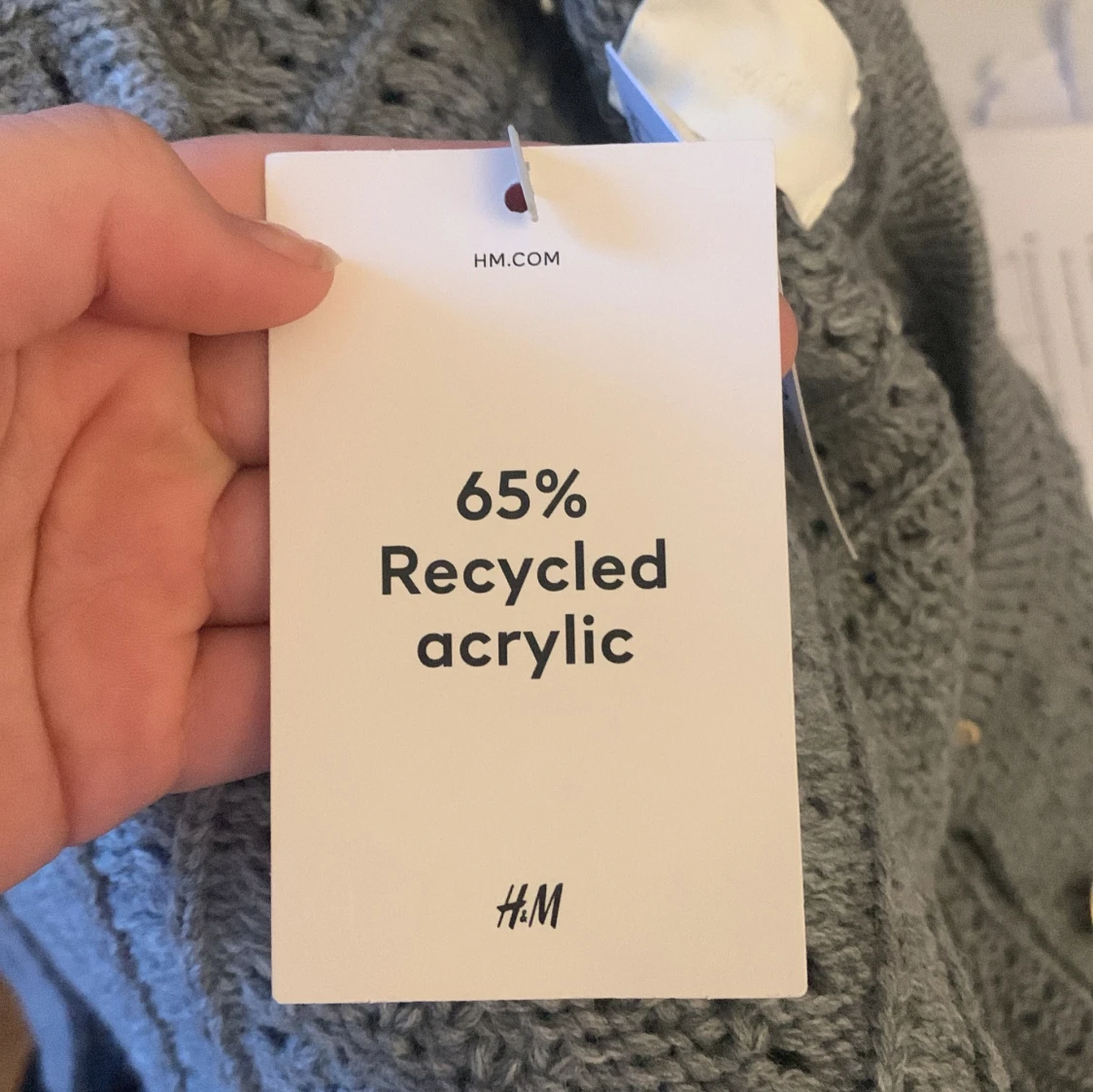 Grå stickad kofta från H&M - 1