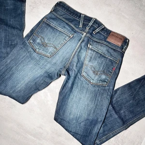 Replay jeans - Replay jeans | Modell Anbass | Väldigt bra skick | Storlek W31 L34. 