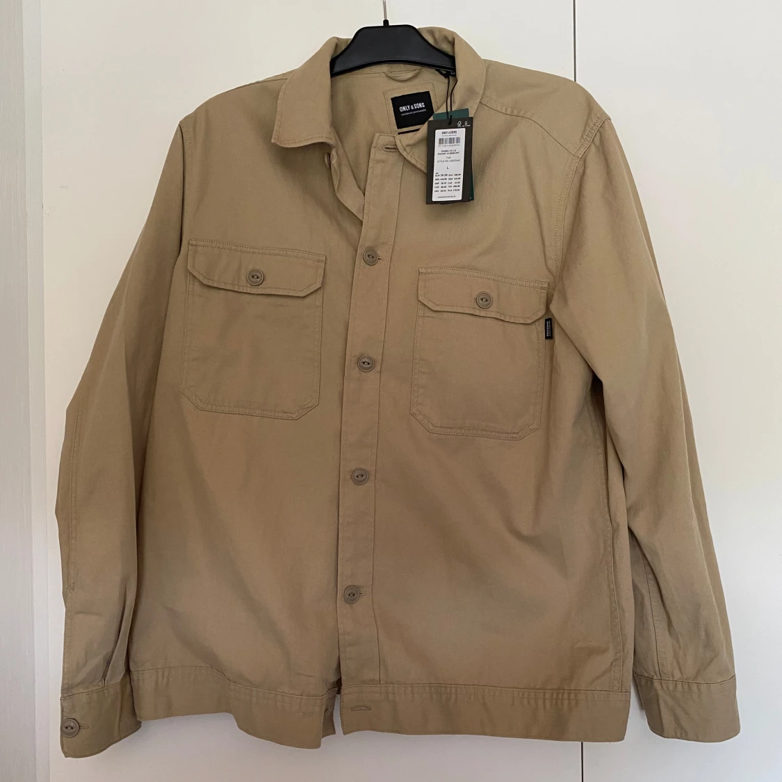 Beige overshirt från Only & Sons