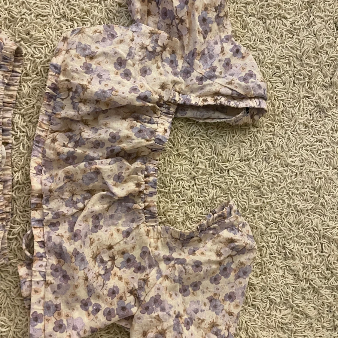 Blommigt linne det - 1