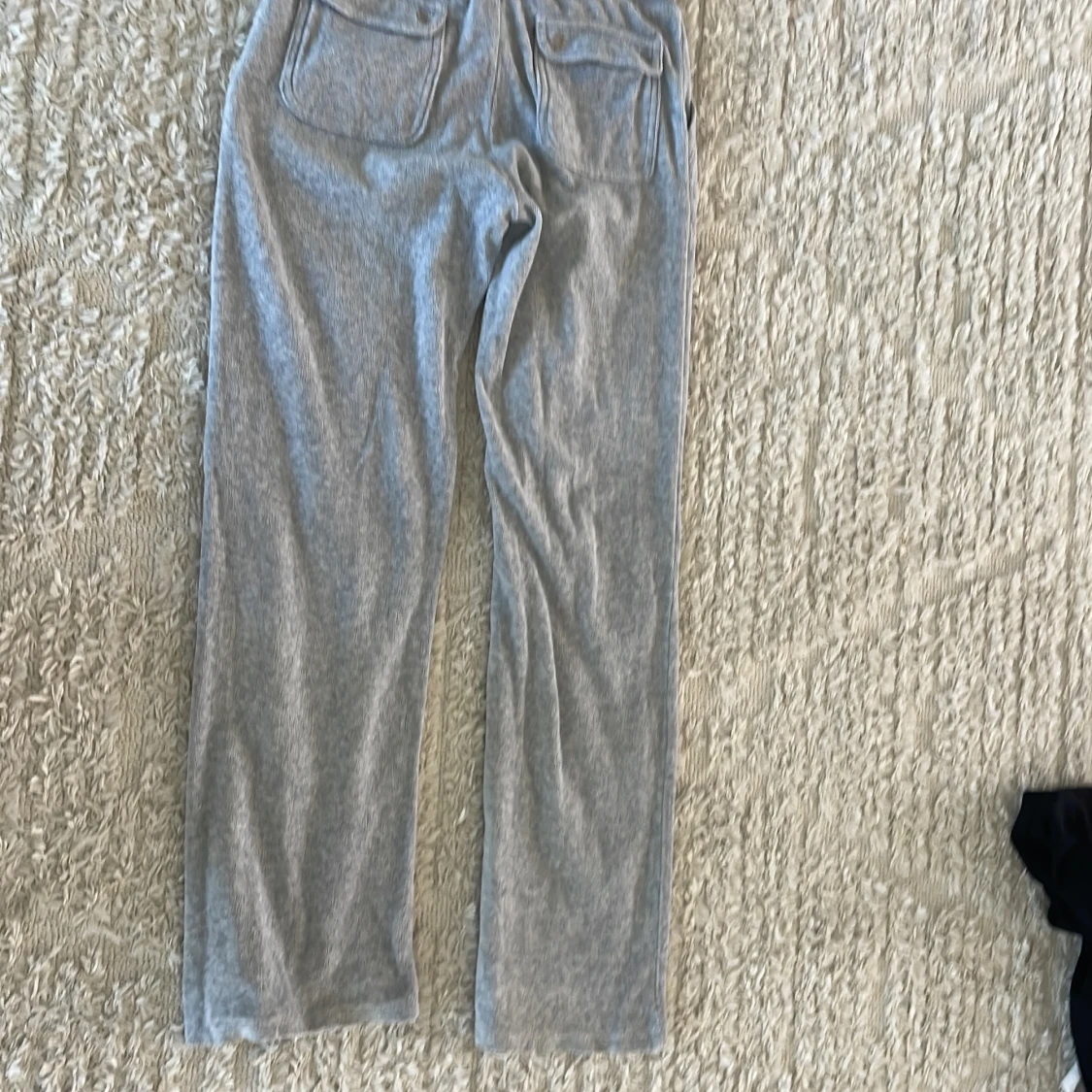 Grå mjukisbyxor Juicy Couture - 1