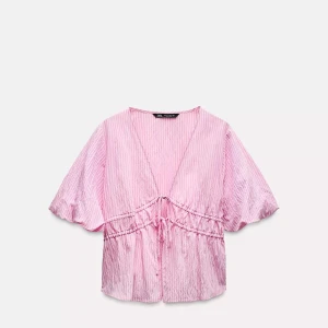 Zara topp - Super fin Zara topp med prislappen kvar. Slutsåld och finns inte att få tag på