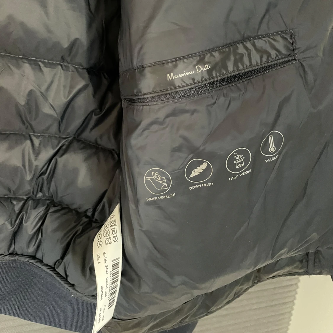 Svart pufferjacka från Massimo Dutti - 3