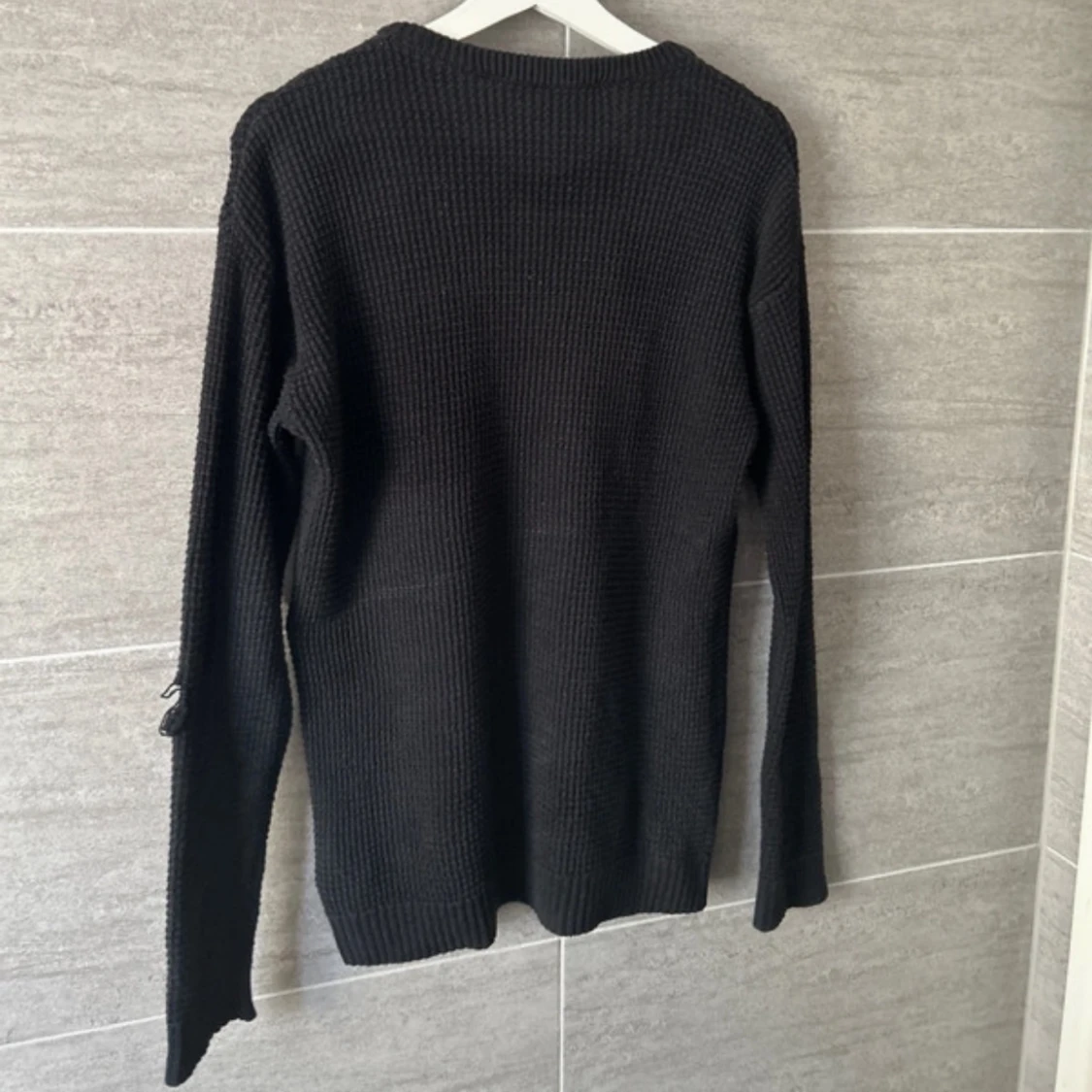 Svart stickad tröja från H&M - 2