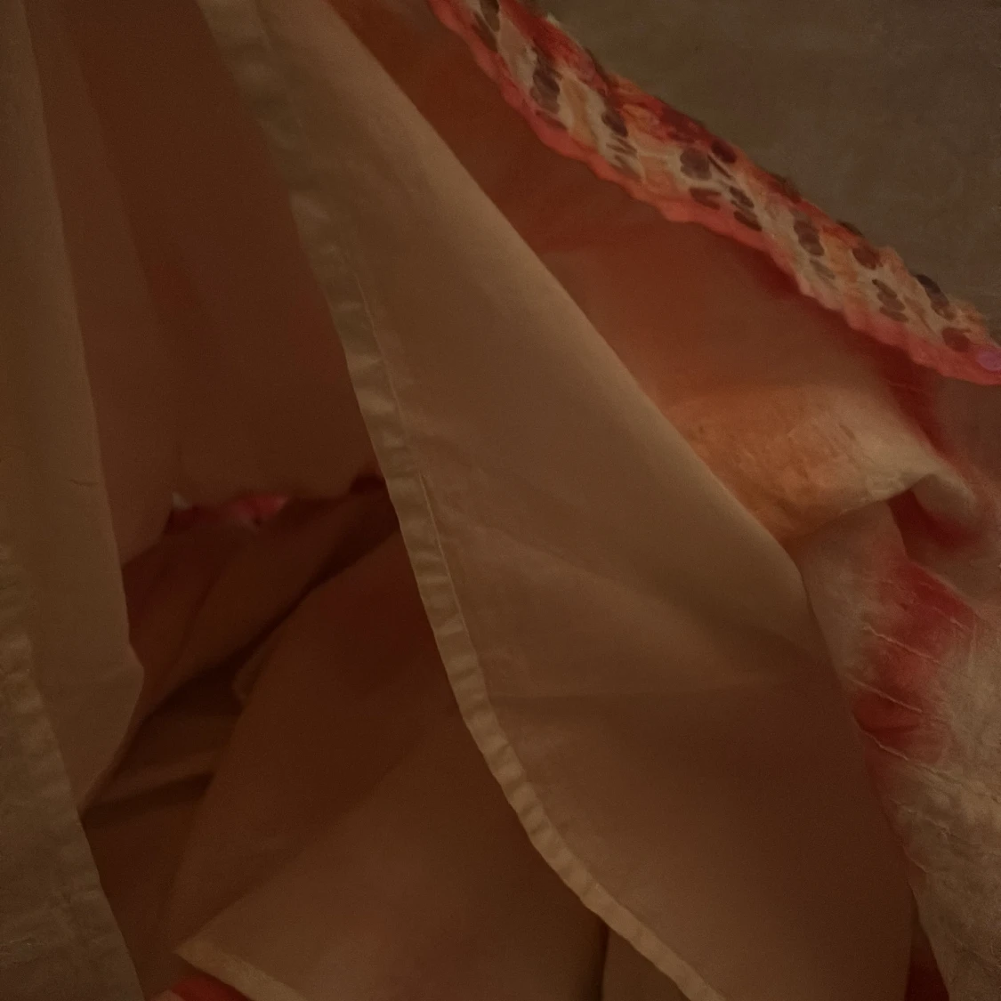 Färgglad kjol med paljetter från H&M - 4