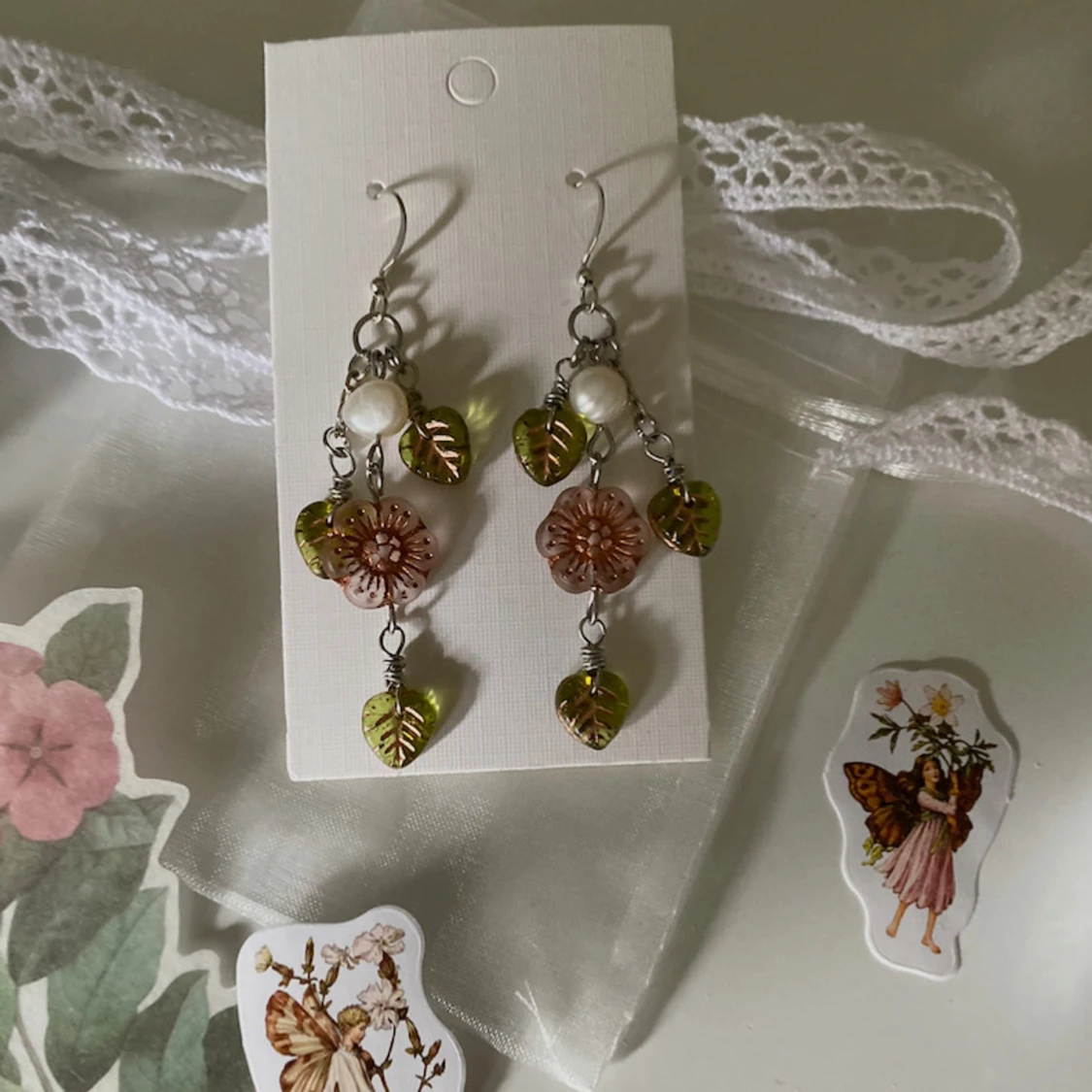 𝕖𝕒𝕣𝕣𝕚𝕟𝕘𝕤 𝕟𝕠𝟜🤍🍃🌸 - 1