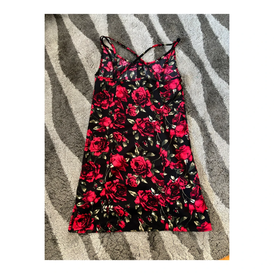 Blommig klänning i storlek 36 - 1