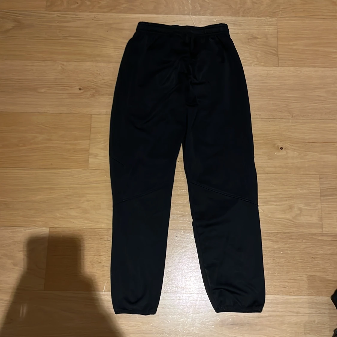 Svarta träningsbyxor från CCM - 3