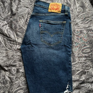 Levi’s 511 shorts  - Rarely used shorts. Nothing wrong with them size 31