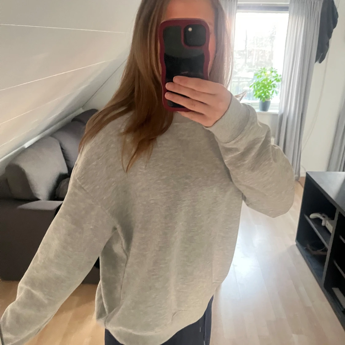Ljusgrå sweatshirt  - 1