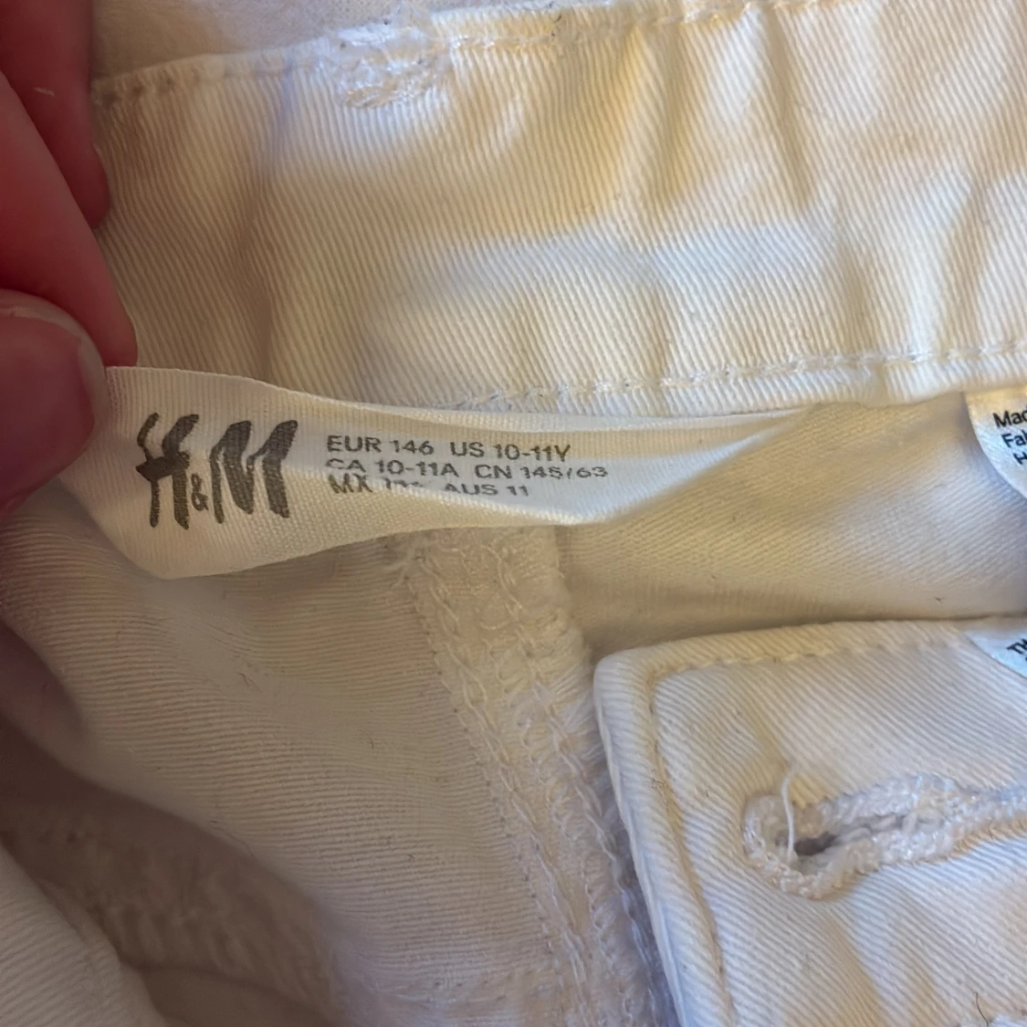 Vita jeansshorts från H&M - 2