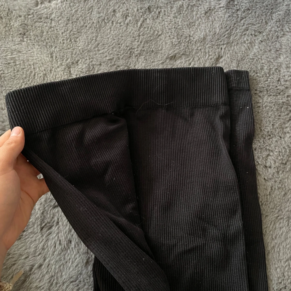 Svarta ribbade leggings från ONLY PLAY - 1