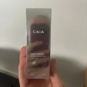 dewy drops  - säljer då de vart fel färg. aldrig öppnad! 10c. buda gärna 