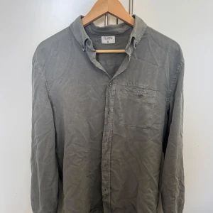 Filippa K skjorta  - Mycket bra skick! Storlek M  