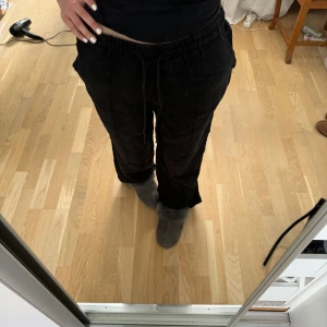 Svarta linnebyxor  - Aldrig använda