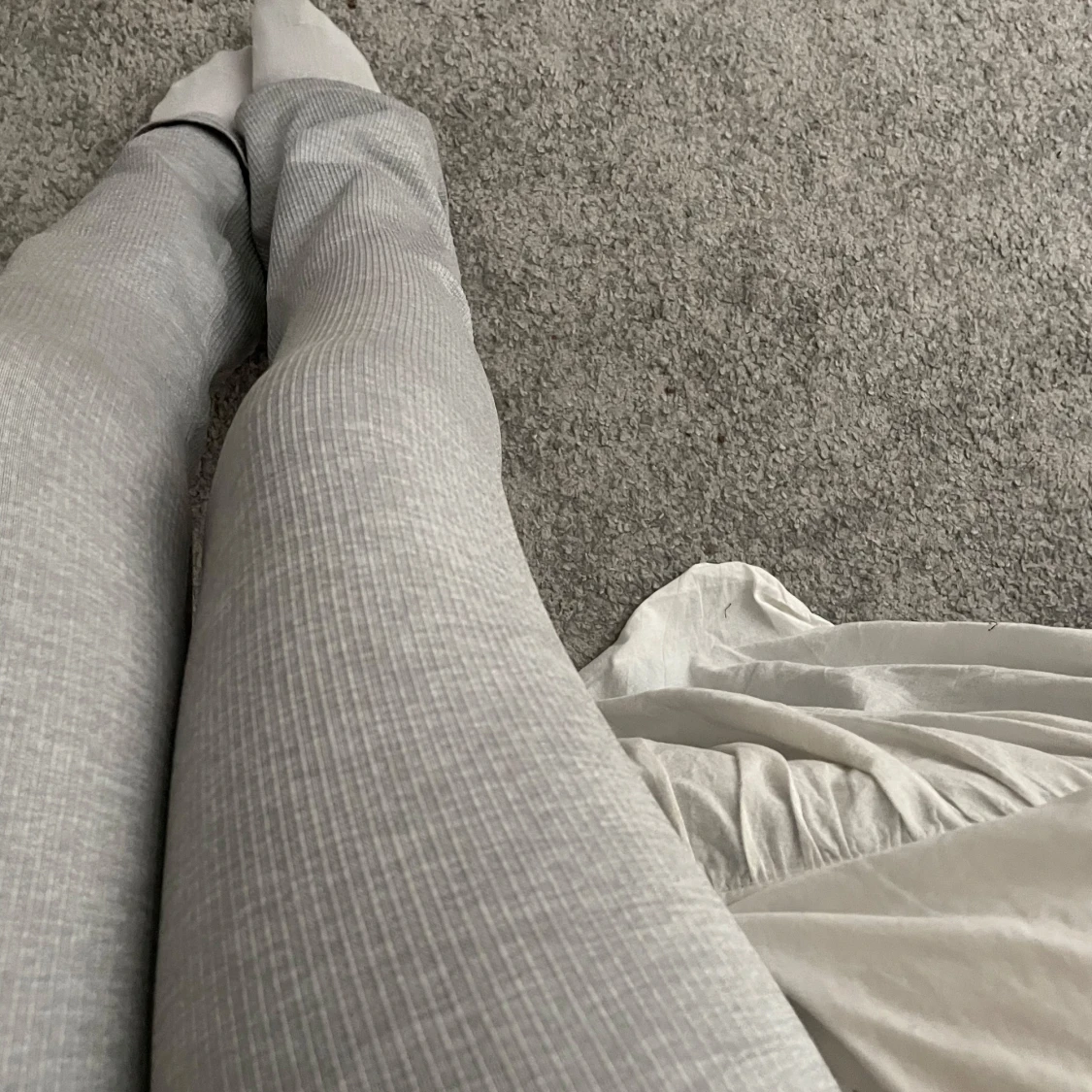 Grå ribbade bootcut tränings tights  - 2