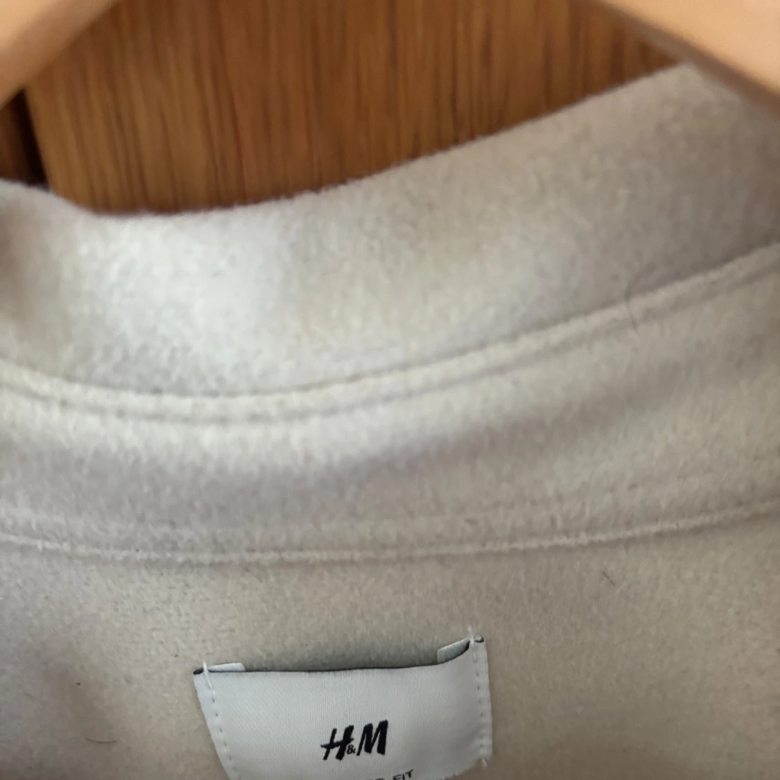 Beige overshirt från H&M i fleece - 2