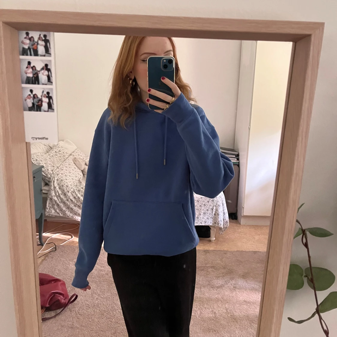 Blå hoodie från Pull&Bear - 1