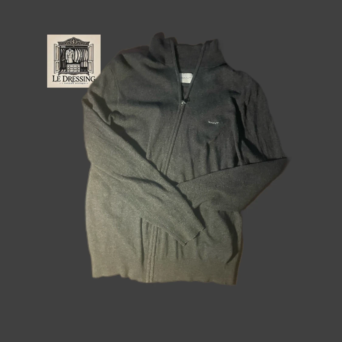 Mörkgrå kofta från GANT med dragkedja