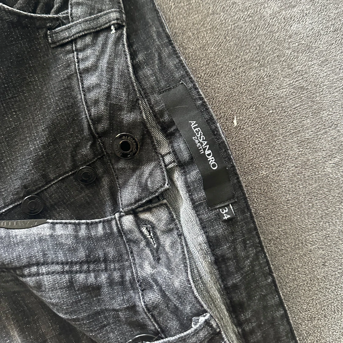 Svarta jeans från Alessandro Zavetti - 2