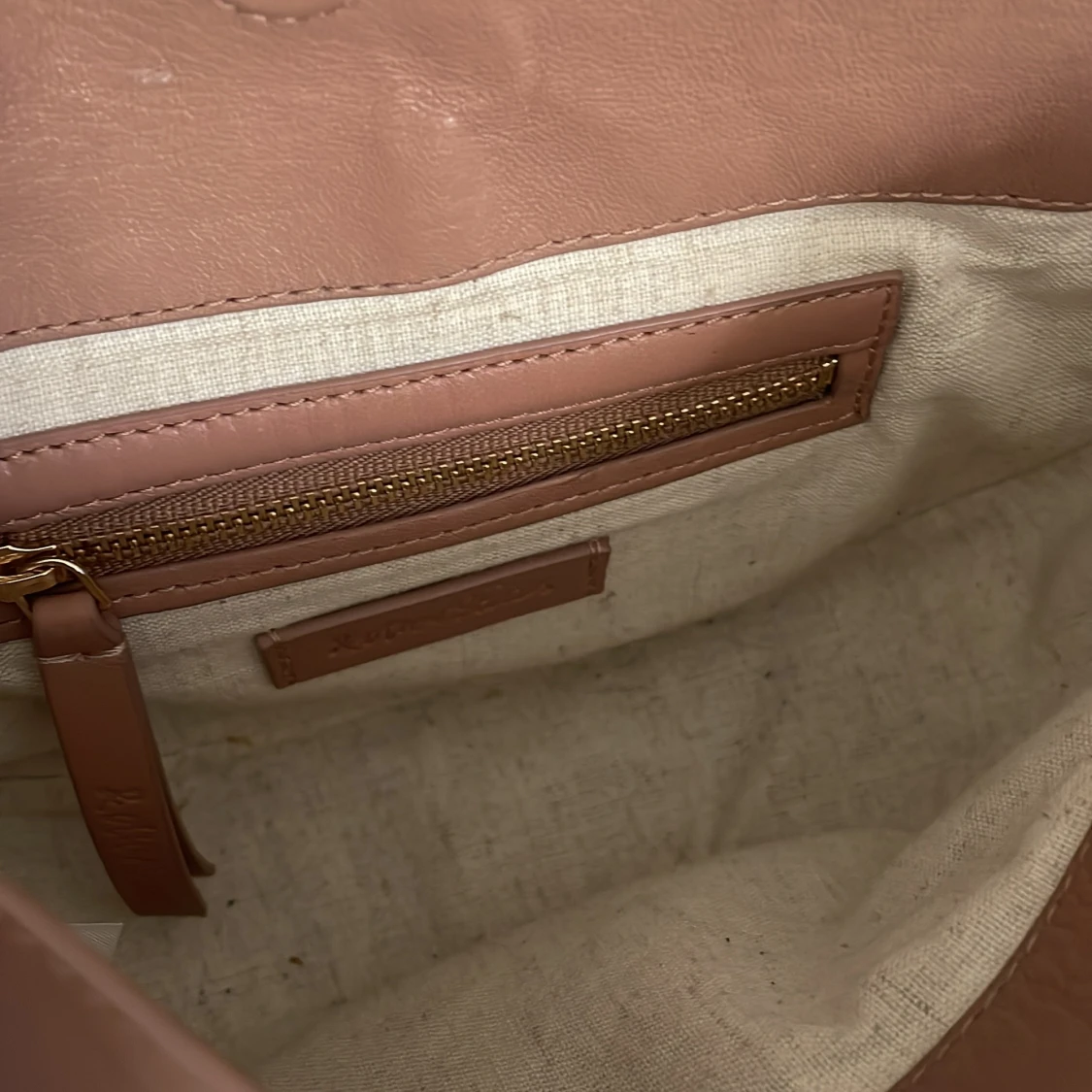Beige axelväska från other stories - 3