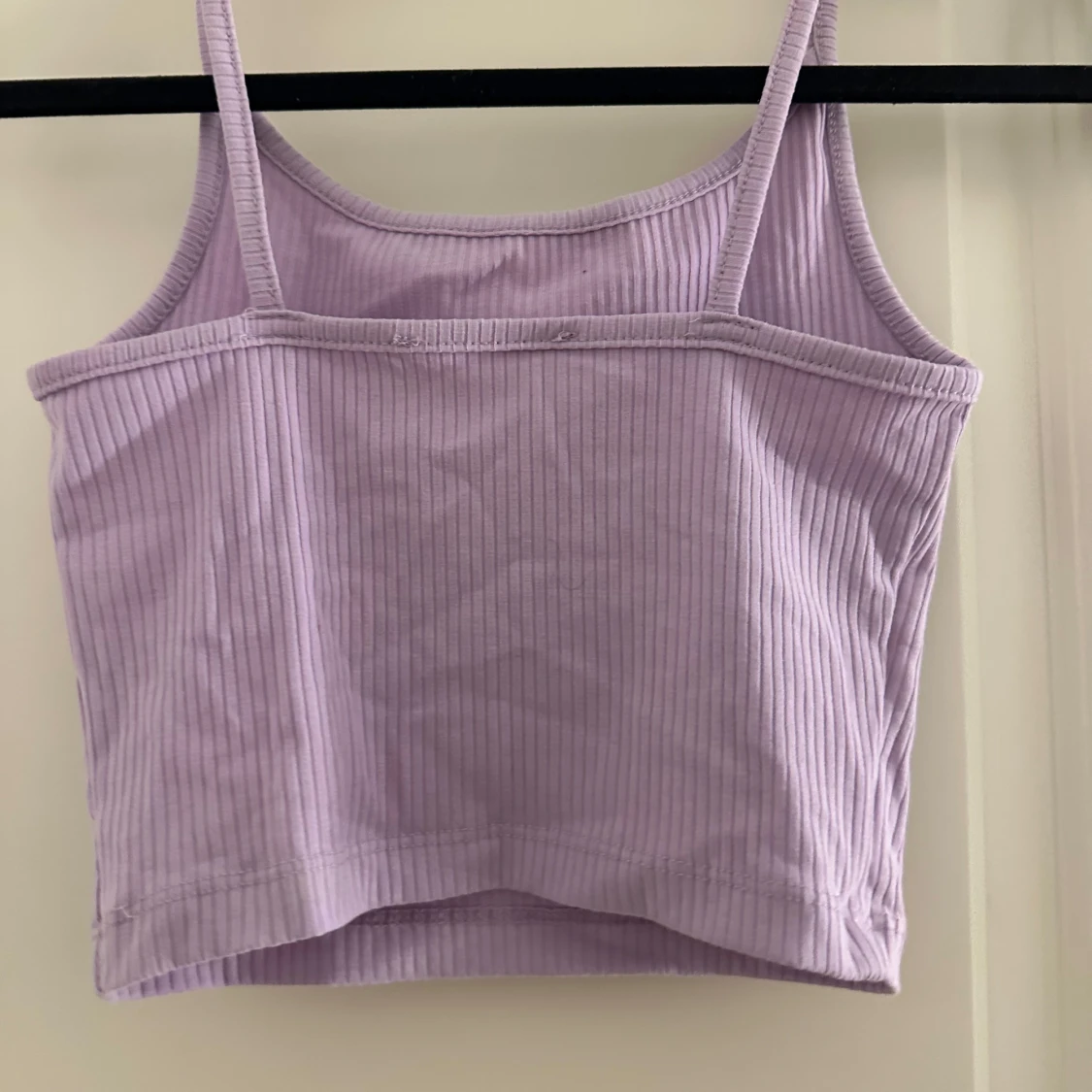 Ljuslila ribbad linnetopp - 1