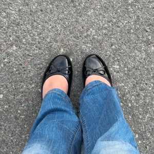ballerina skor  - endast använda en gång då de var för små och jag inte kunde skicka tillbaka dom. skriv för fler bilder!