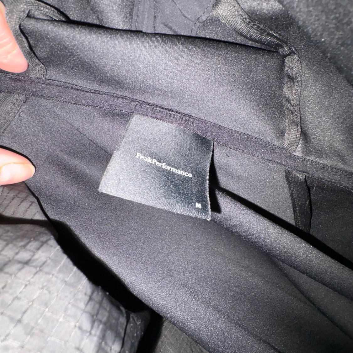 Svart jacka från Peak Performance - 2