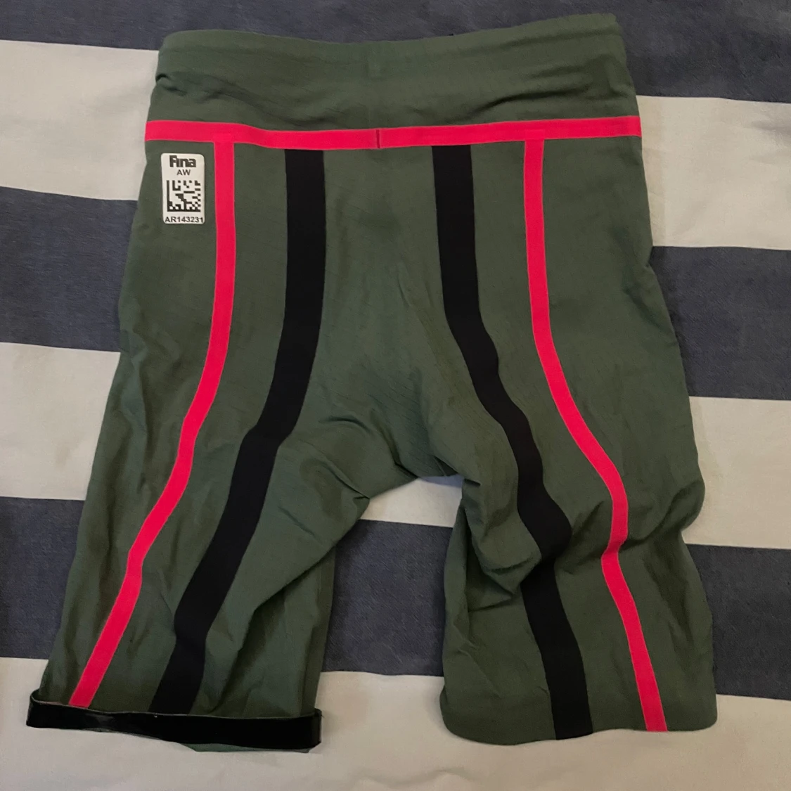 Grön tävlingsbadbyxor från Arena - 2